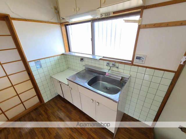 ＪＲ日豊本線 隼人駅 徒歩10分 2階建 築40年のキッチン写真