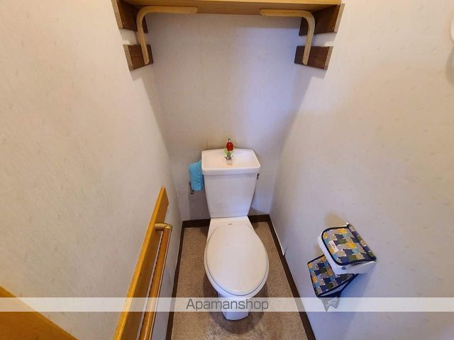 ＪＲ日豊本線 隼人駅 徒歩10分 2階建 築40年のトイレ写真