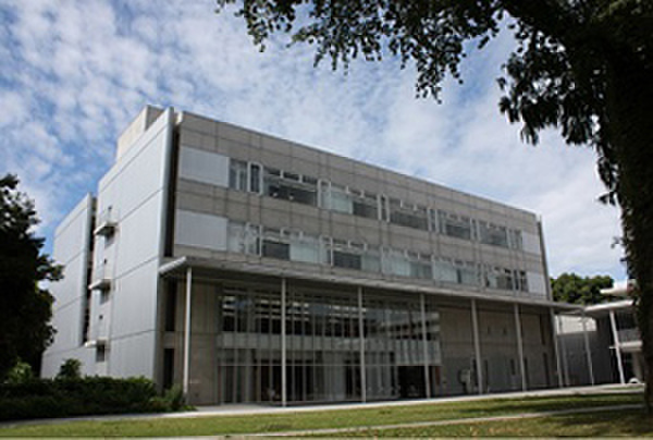 図書館　東京大学駒場図書館（図書館）まで298m
