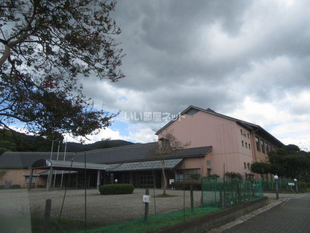 役所　豊岡市役所出石総合支所（役所）まで1377m