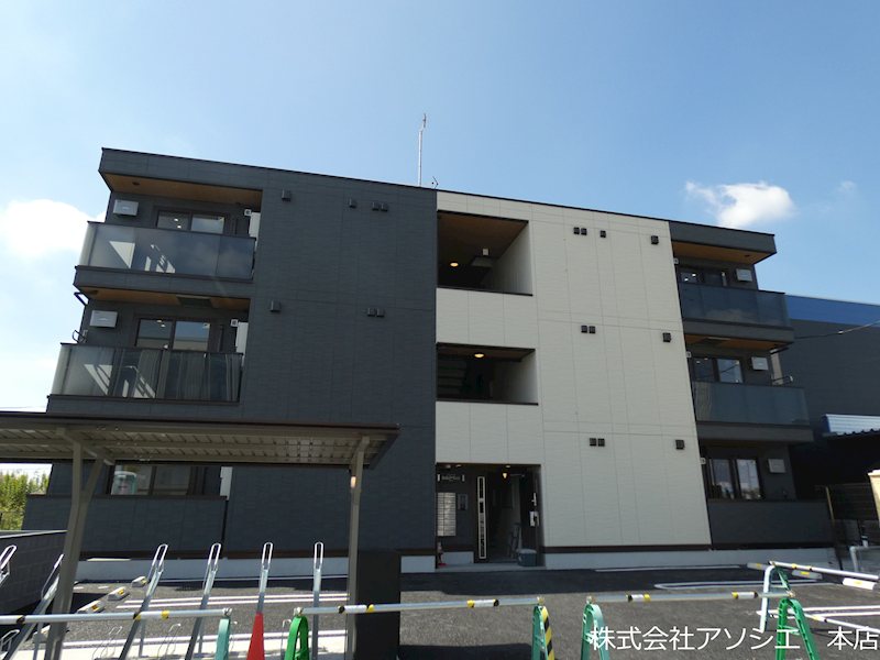 建物外観　ソレイユ・イーストのご紹介は住まいの窓口アソシエにお任せ下さ