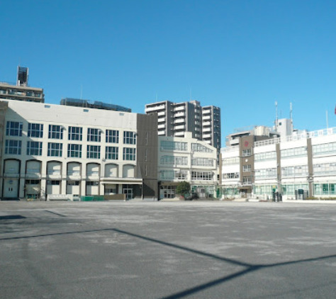 中学校　江東区立砂町中学校（中学校）まで504m