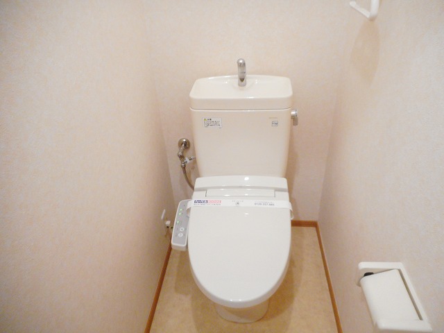 オークヒルS棟のトイレ写真