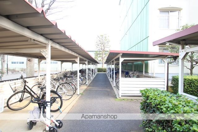 三芳団地 3号棟の外観写真