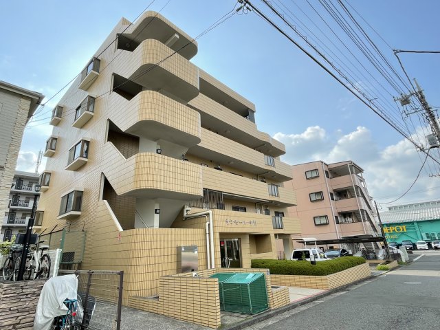 建物外観　★外観★