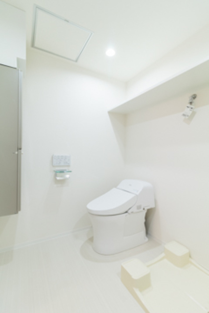 トイレ　※写真は同タイプ住戸です。