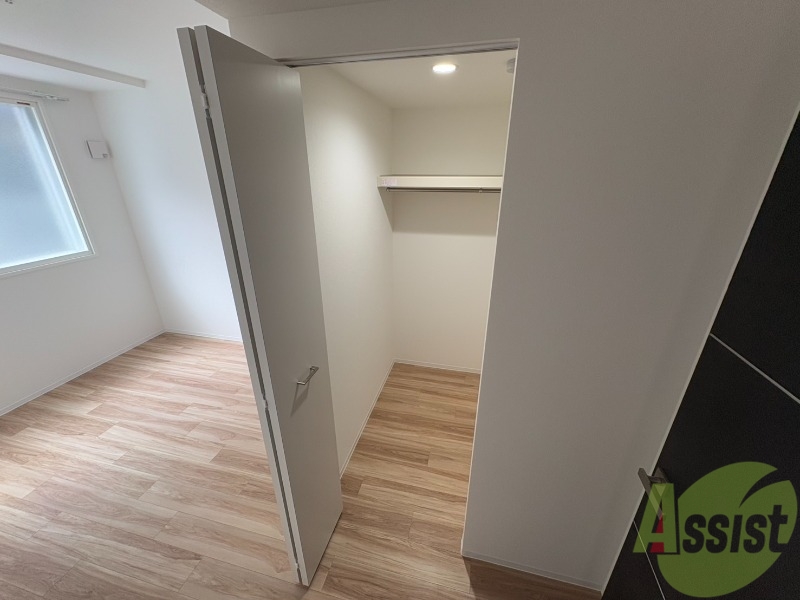 収納　収納もバッチリあるのでお部屋が片付きますよ！