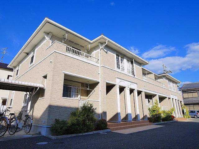 建物外観　落ち着いた雰囲気の外観です