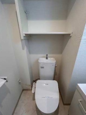 トイレ　別部屋参照写真