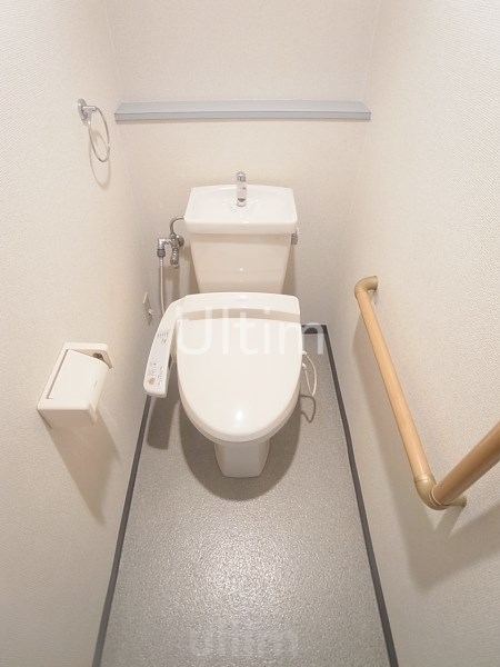 トイレ　同じタイプのお部屋です、ご参考までに