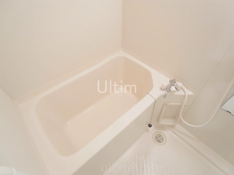 バス・シャワールーム　同じタイプのお部屋です、ご参考までに