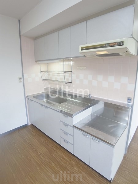 キッチン　同じタイプのお部屋です、ご参考までに