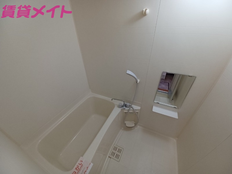 バス・シャワールーム　同型参考写真