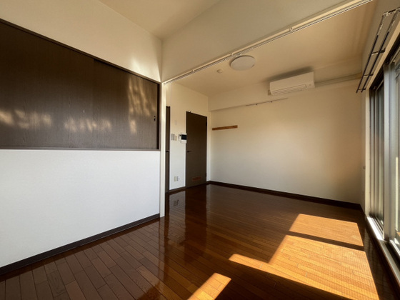 収納　※別部屋の写真です
