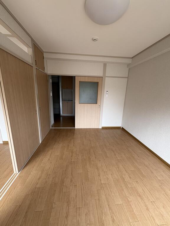 西貝マンションの居間写真