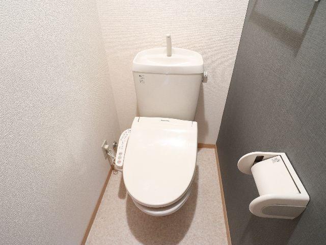 【サニードゥウェリングIIIのトイレ】