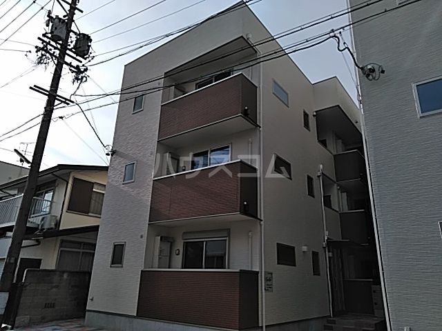 名古屋市南区道徳新町のアパートの建物外観