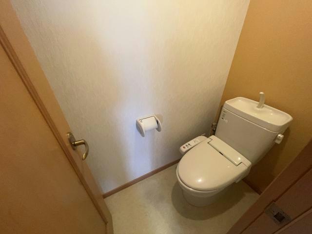 【北斗市久根別のアパートのトイレ】