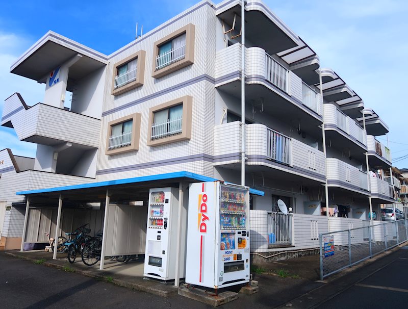 マンションＫ（小船越町）の建物外観