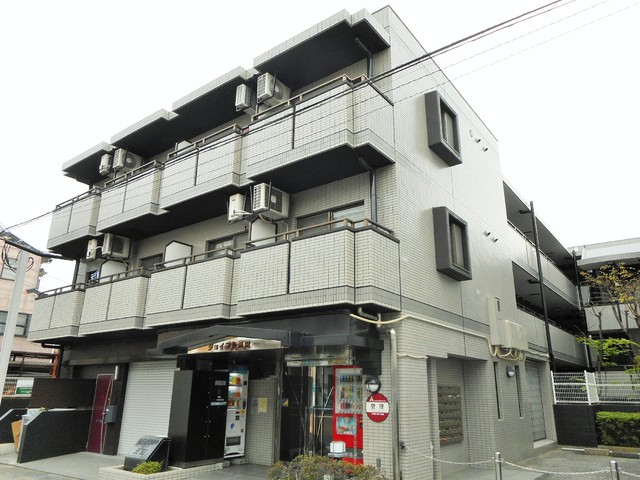 【ジョイフル長田の建物外観】