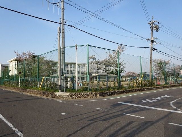 【コンフォースMKの小学校】