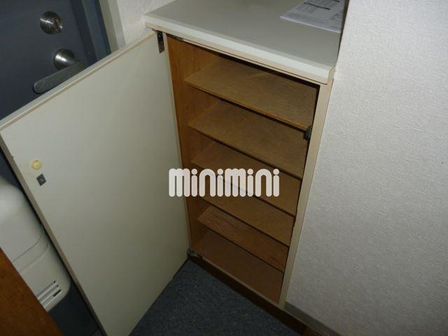 その他設備　下駄箱完備しております