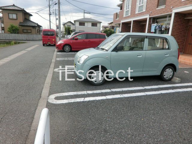 駐車場　敷地内駐車場も募集中です！