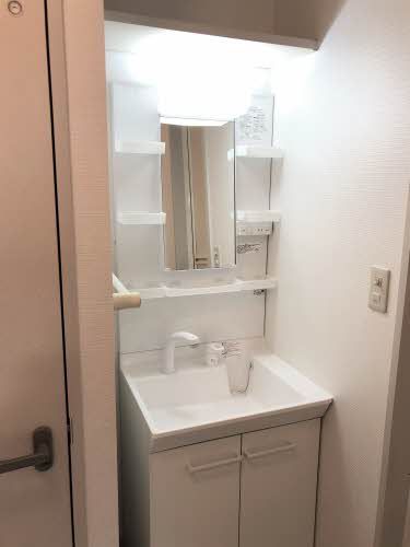 洗面設備　洗面化粧台