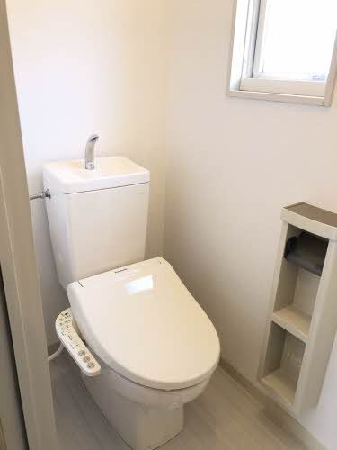 トイレ　トイレ