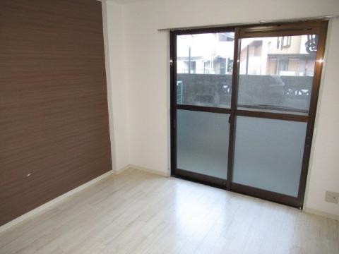 アルファコート茨木　居室・リビング　洋室