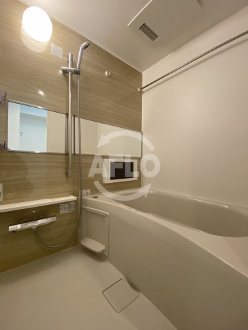 バス・シャワールーム　プレジオ難波ASIAN（プレジオ難波アジアン）　浴室（追炊き