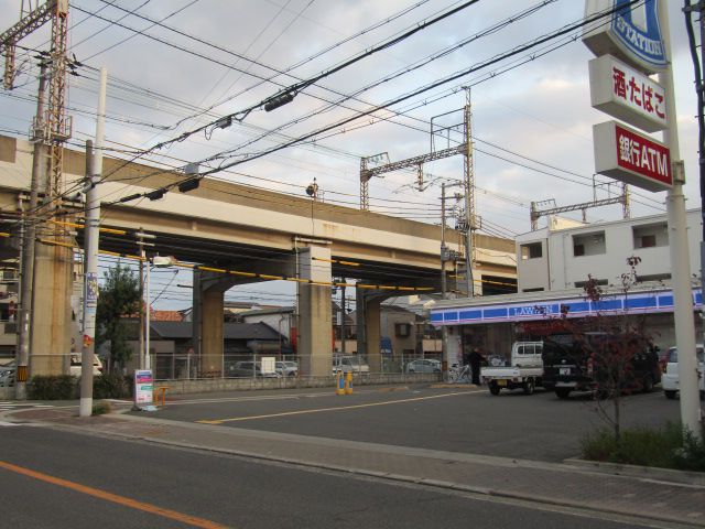 コンビニ　ローソン（コンビニ）まで174m