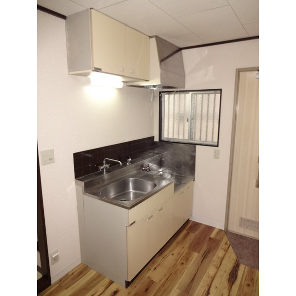 キッチン　※別室参考写真