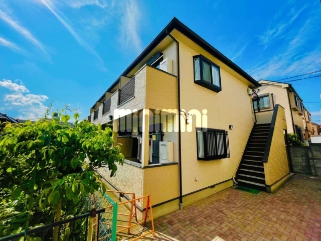 建物外観　南向きで日当り良好アパートです♪