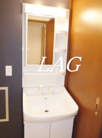 洗面設備　洗面台です。