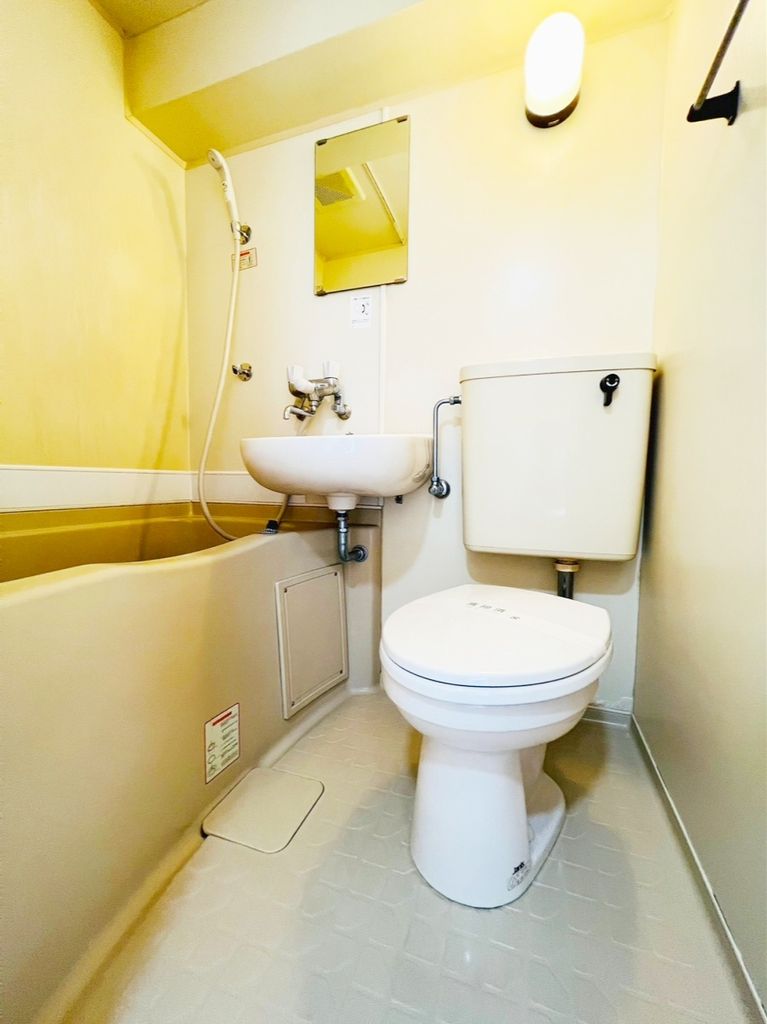 バス・シャワールーム