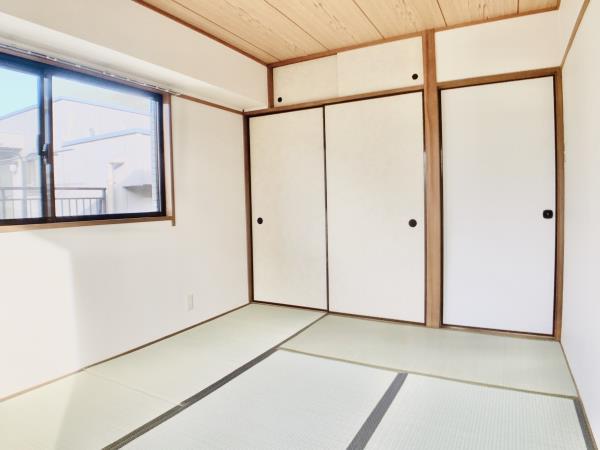 その他部屋・スペース　こちらのリビングで趣味の時間をお楽しみください