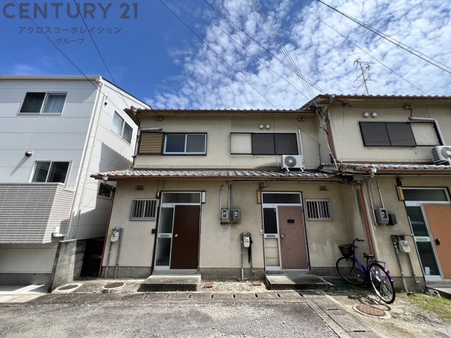 建物外観　カメラ付きインターホンついてます♪