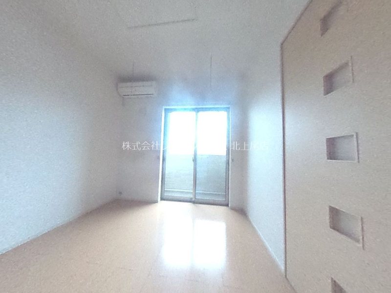 居室・リビング　お部屋探しはレーベンハウス北上尾店です