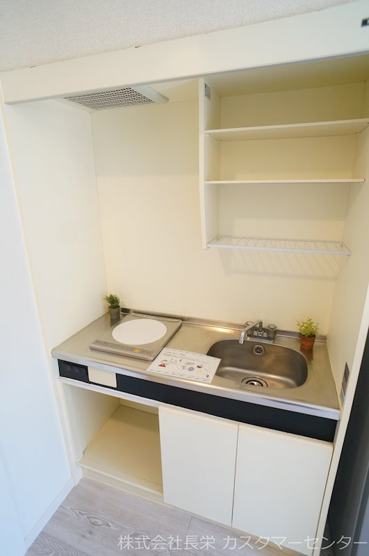 キッチン　※同建物参考写真です（実際のお部屋とは異なります）