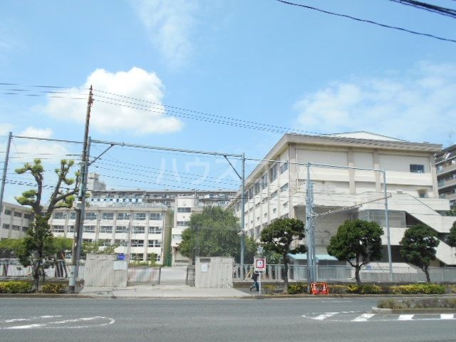 小学校　江戸川区立第六葛西小学校（小学校）まで368m