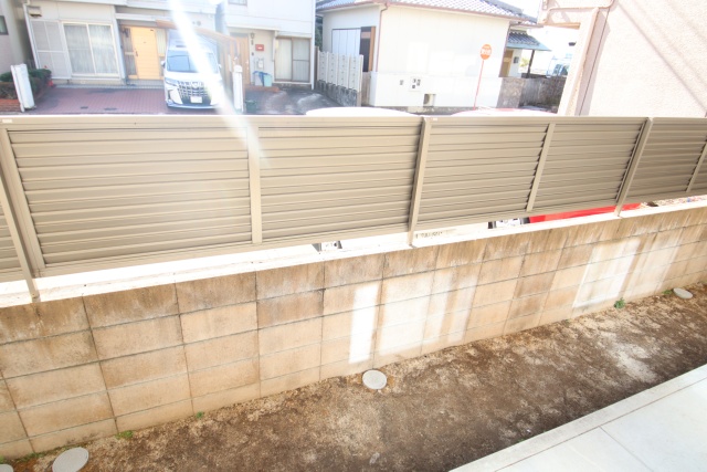 バルコニー　※別室の参考写真の為、現況優先です。