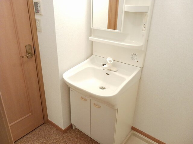 洗面設備　忙しい朝には欠かせない洗面所です