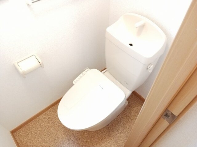 トイレ　ゆったりとした空間のトイレです