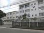 中学校　松山市立雄新中学校（中学校）まで1460m