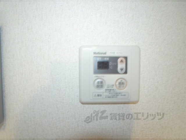 その他設備　給湯器リモコン