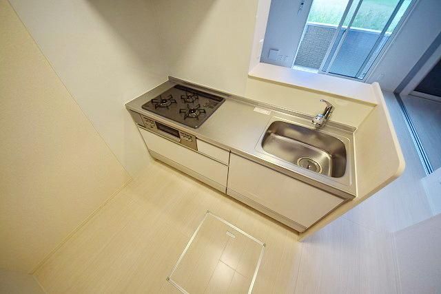 キッチン　同間取り　別棟