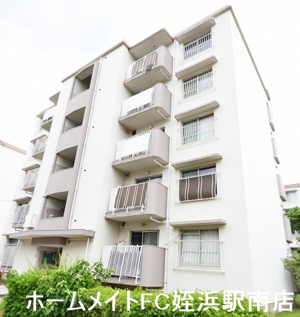 建物外観　★周辺買い物環境充実♪全戸南向き！★