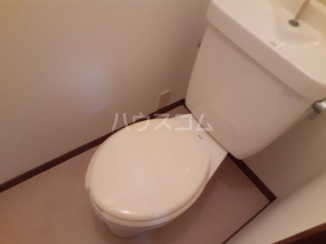 ブリーズ広栄のトイレ写真