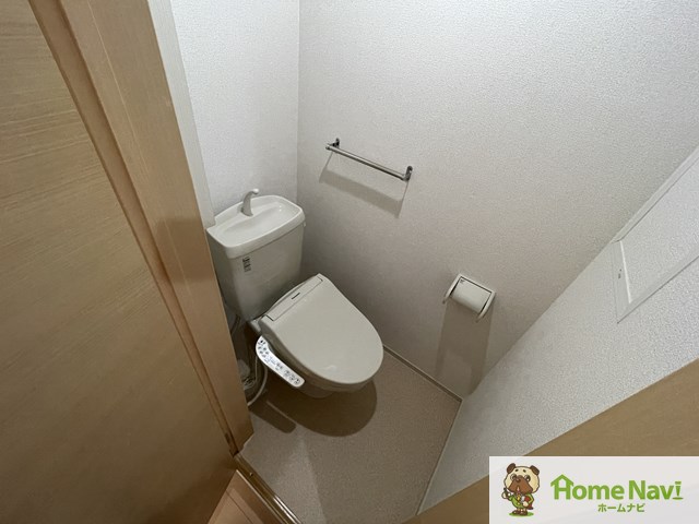 トイレ　ウォシュレット付き